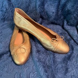 Martin’s Clay gold ballet flats size 10